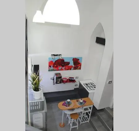 Umberto Flat Center *