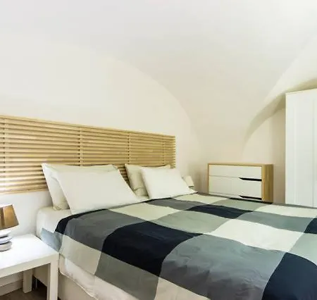 Umberto Flat Center * Catania