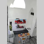 Umberto Flat Center *