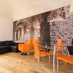 Umberto Flat Center