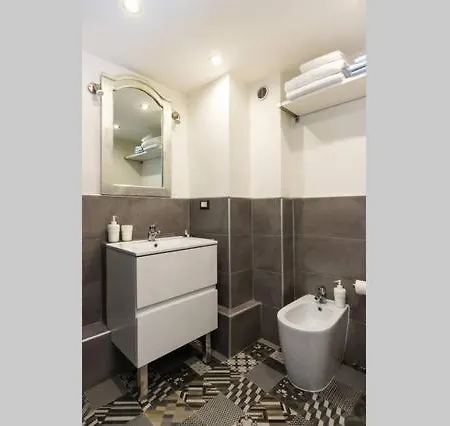 Lejlighed Umberto Flat Center *